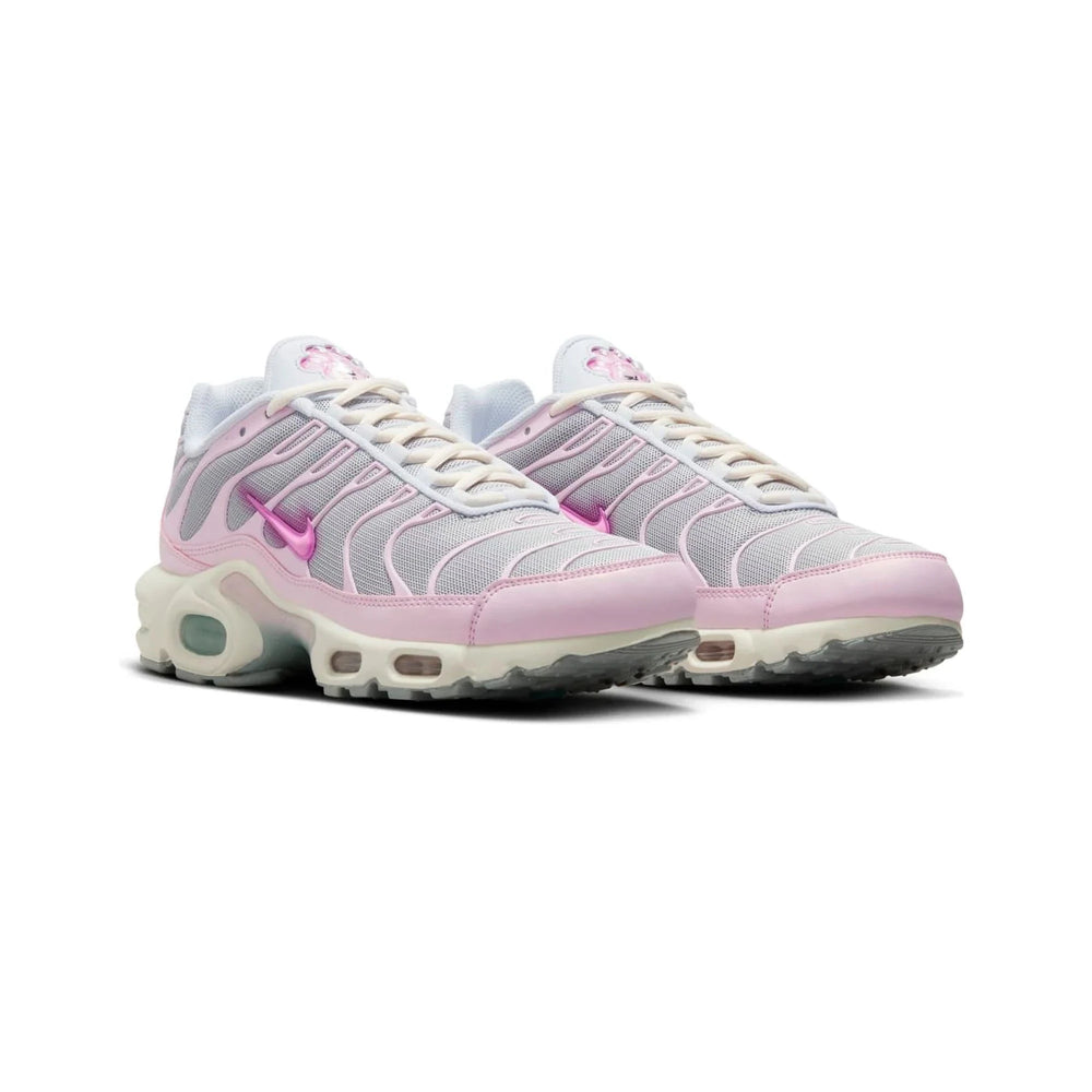 nike_air_max_plus_tn_paw_print_pink_foam_womens_2024_2