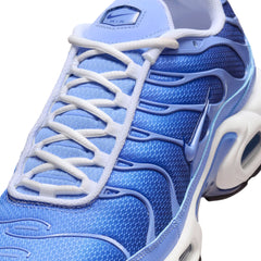 Nike-Air-Max-Plus-TN-'Royal-Pulse'-laces-close-up