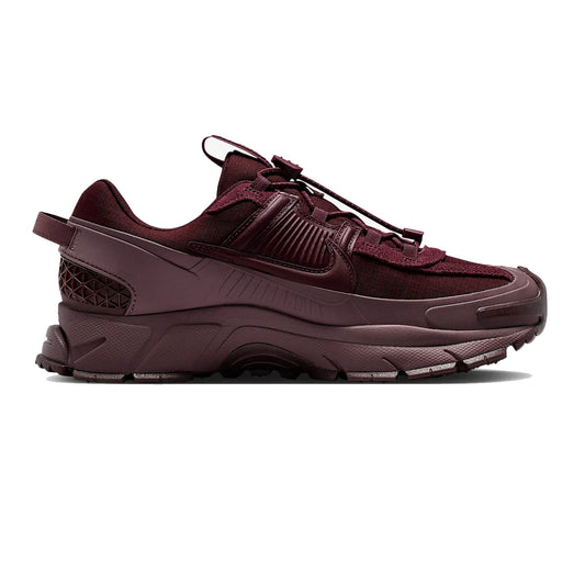 nike_air_zoom_vomero_roam_tattoo_dark_team_red_womens_2025_1