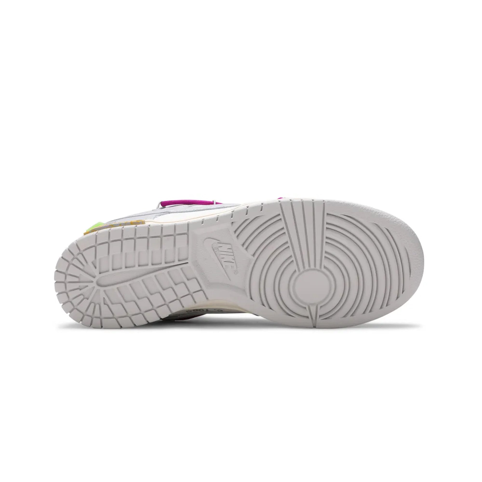 Nike-Dunk-Low-Off-White-Lot-21-2021-5