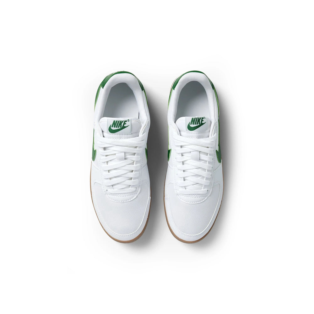 nike_field_general_ltr_white_2026_4