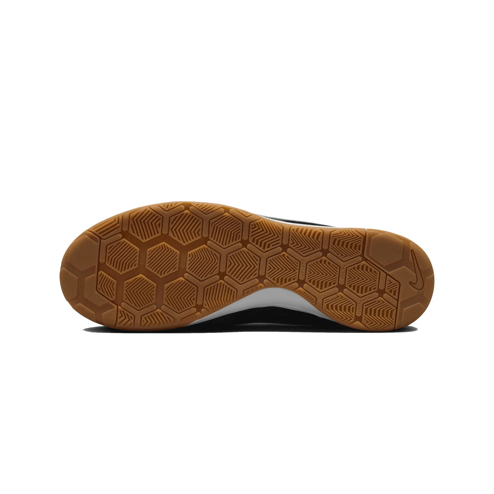 nike_gato_black_white_gum_2025_7