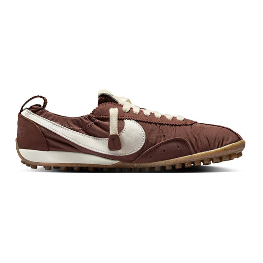 nike_moon_shoe_sp_jacquemus_fauna_brown_womens_2026_1