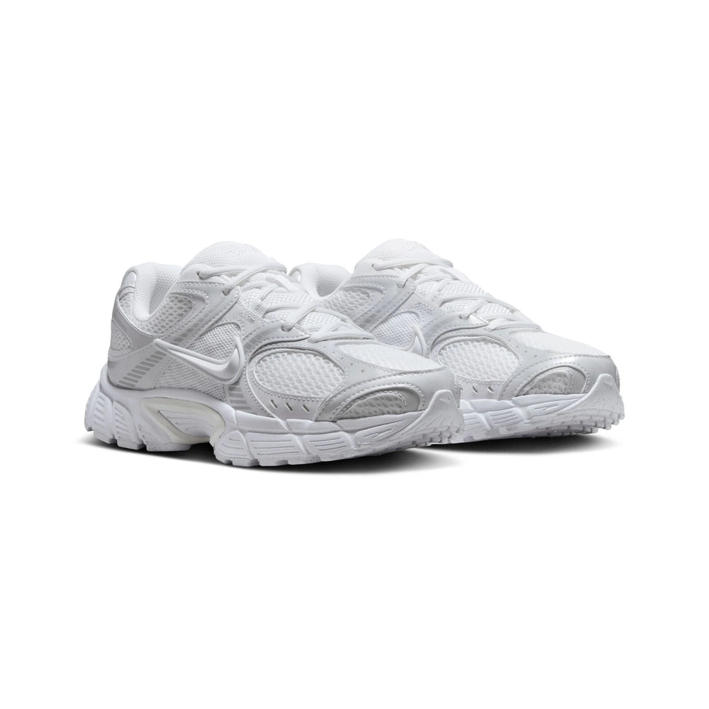nike_v5_rnr_white_metallic_silver_2025_2