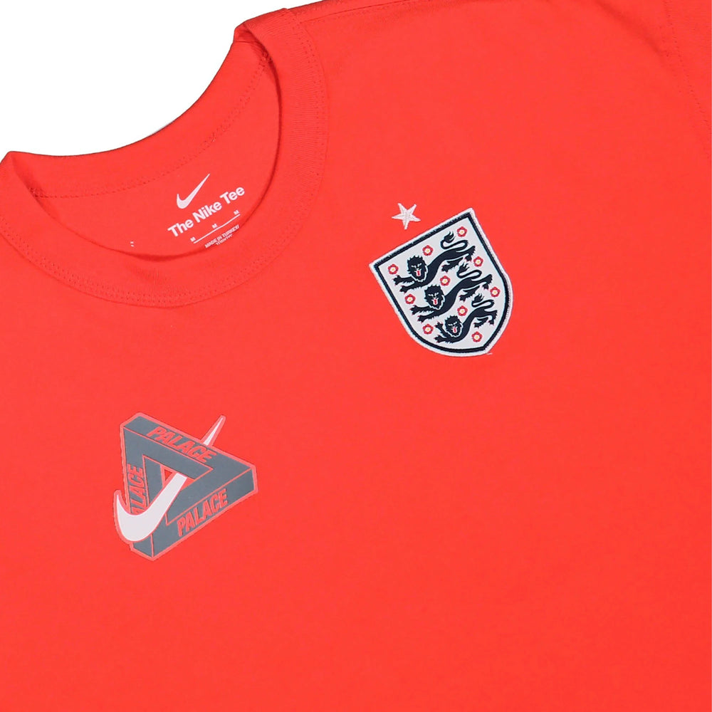 palace_x_nike_england_t_shirt_lt_crimson_2026_2