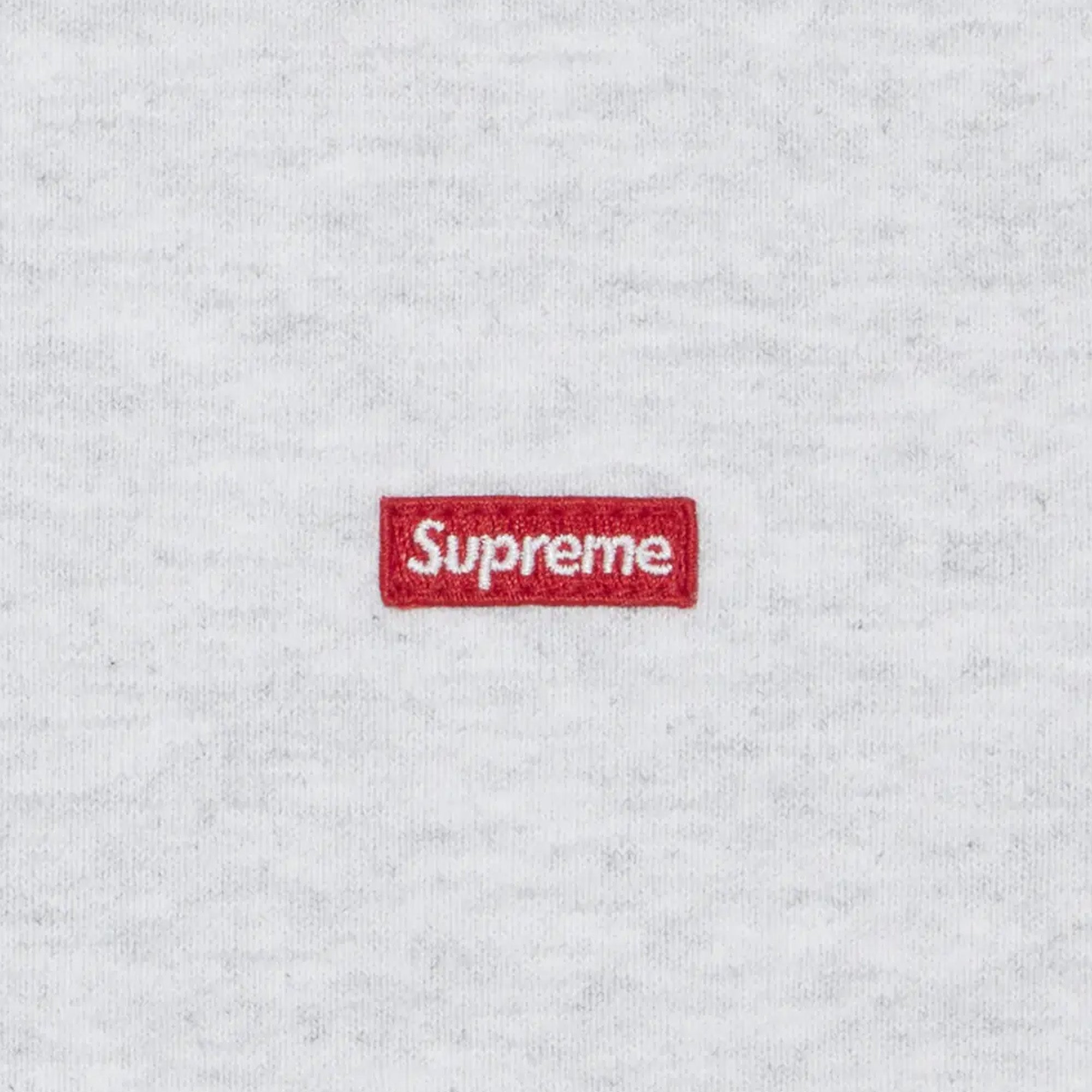 Supreme-Small-Box-Crewneck-'Ash-Grey'-(2024)-logo-close-up