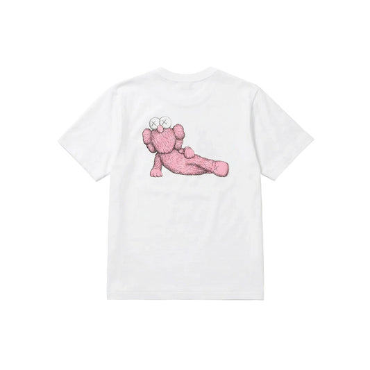 uniqlo_ut_short_sleeve_white_t_shirt_x_kaws_time_off_us_sizing_1