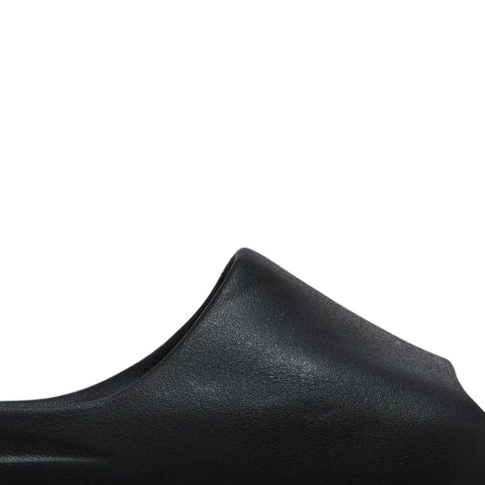 yeezy_slide_black_2025_6