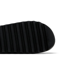 yeezy_slide_black_2025_8