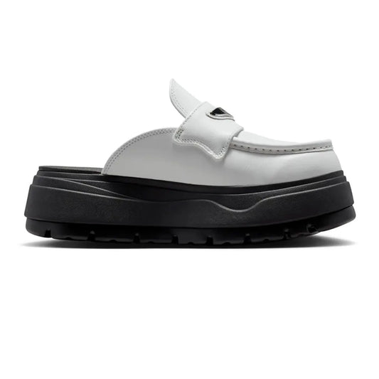 air_jordan_mule_summit_white_black_womens_2026_1